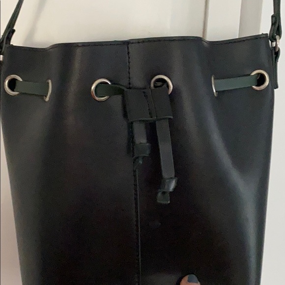 Urban Outfitters bucket bag - Picture 5 of 10